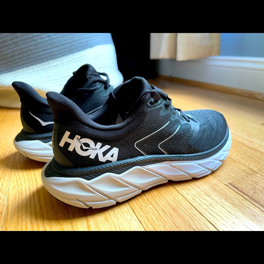 Hoka One One Women’s Arahi 5